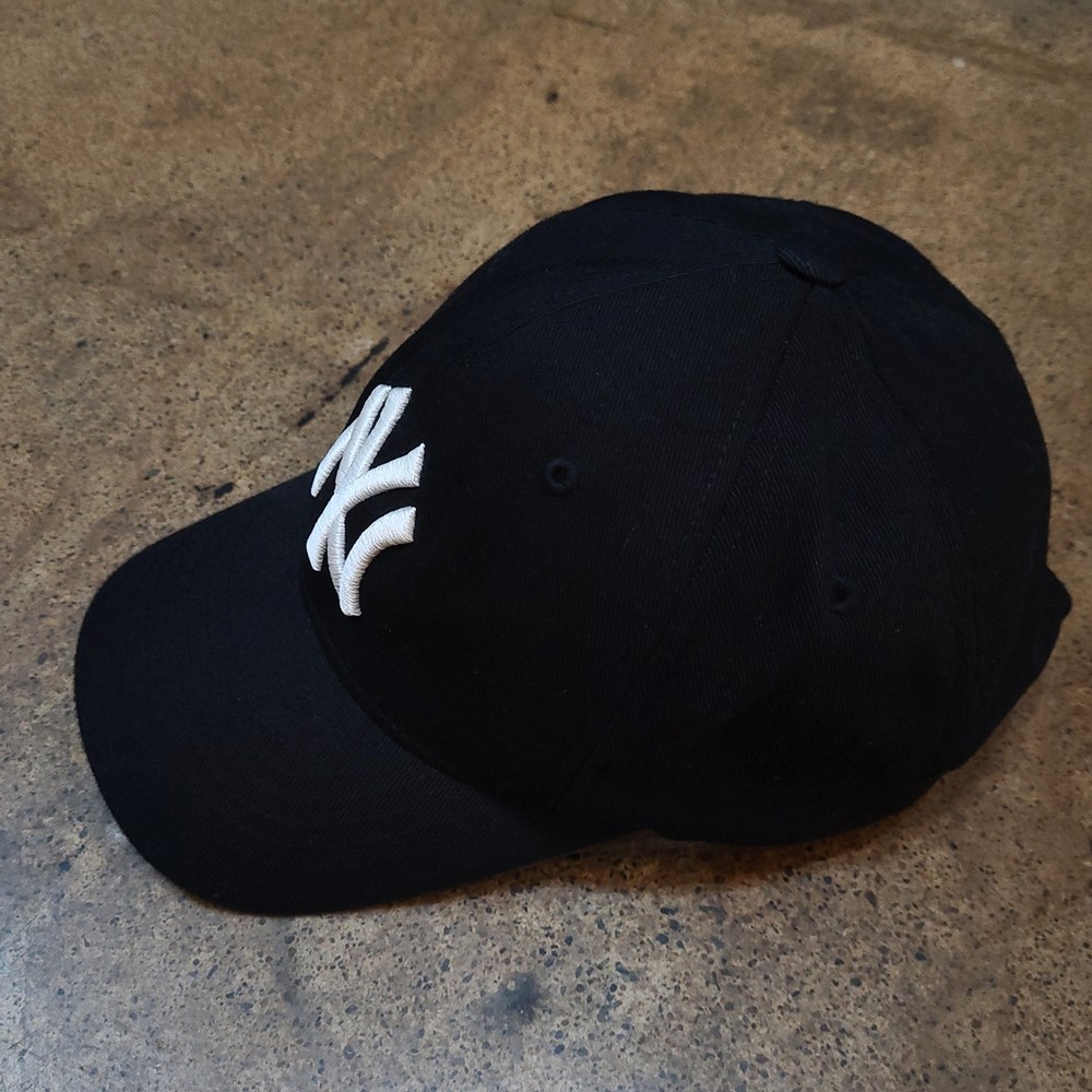 MLB NY 블랙 볼캡 모자 M02608